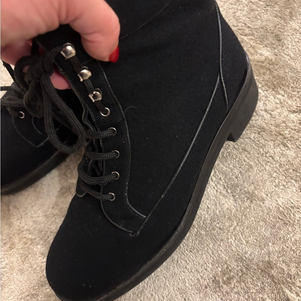 *CHANEL* Black Felt Lace-Up Moto Boot w/Leather Trim Size 41 - Picture 5 of 11